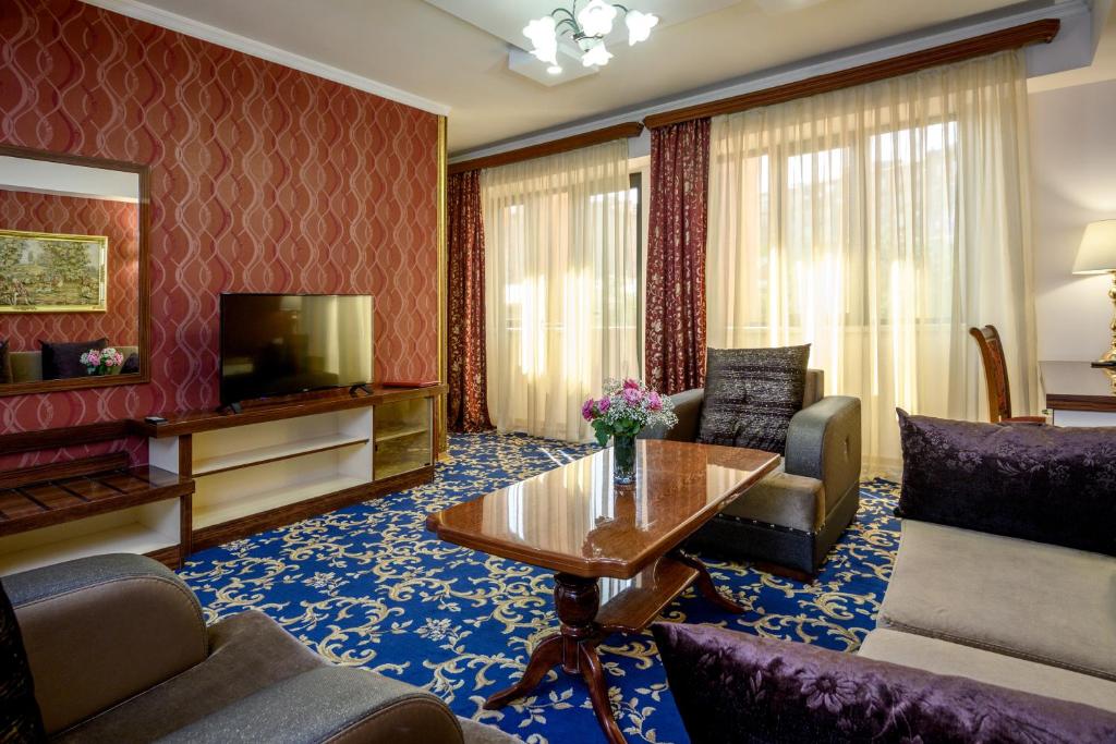 hotel royal plaza yerevan