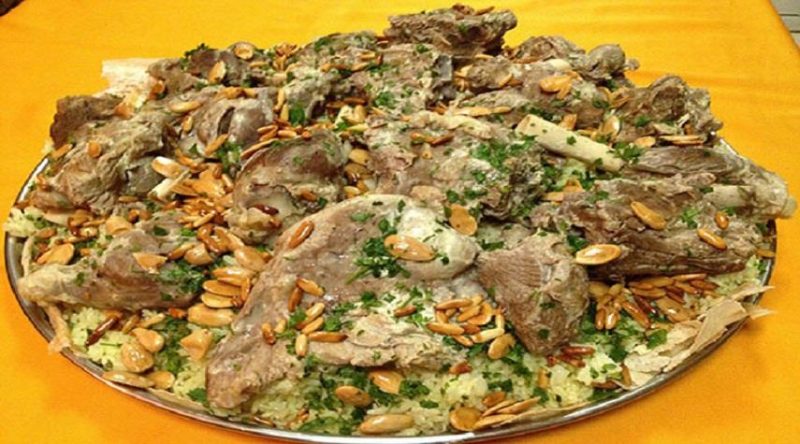monsef غذاهای عربستانی لذیذ که باید یک بار امتحان کنید آژانس مسافرتی توران تراول